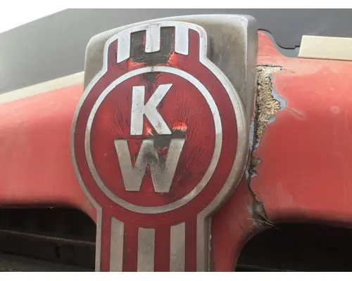KENWORTH T600 1985-2007 HOOD