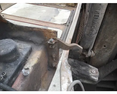 KENWORTH T600 1985-2007 HOOD