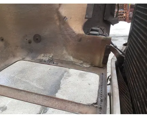 KENWORTH T600 1985-2007 HOOD