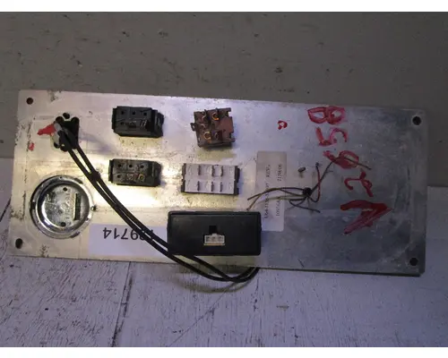 KENWORTH T600-Sleeper_F21-1010 AC Control