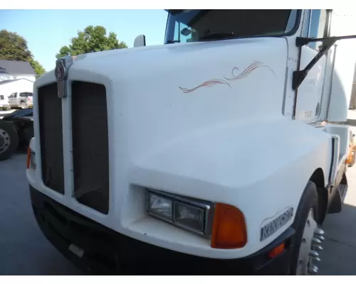 KENWORTH T600A 1986-1989 HOOD