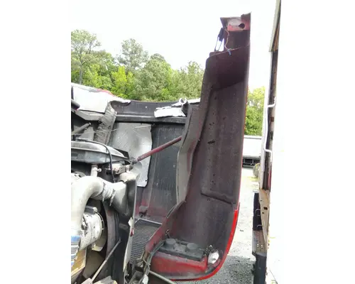 KENWORTH T600B 1997-2007 HOOD