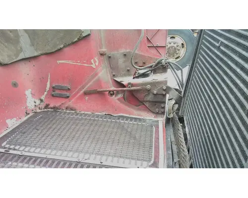 KENWORTH T600B 1997-2007 HOOD