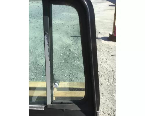 KENWORTH T600B 2004-2007 DOOR ASSEMBLY, FRONT