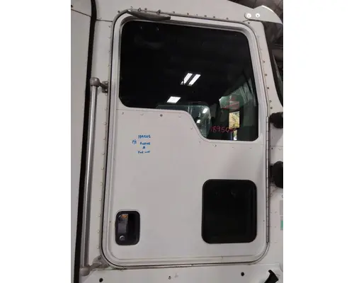 KENWORTH T600B 2004-2007 DOOR ASSEMBLY, FRONT