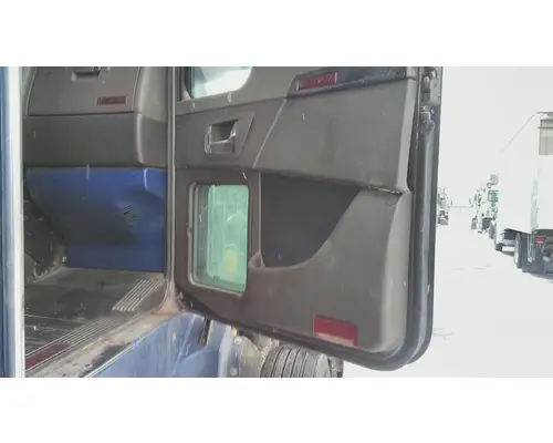 KENWORTH T600B 2004-2007 DOOR ASSEMBLY, FRONT