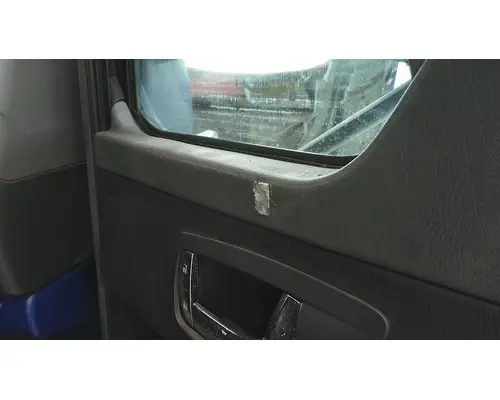 KENWORTH T600B 2004-2007 DOOR ASSEMBLY, FRONT