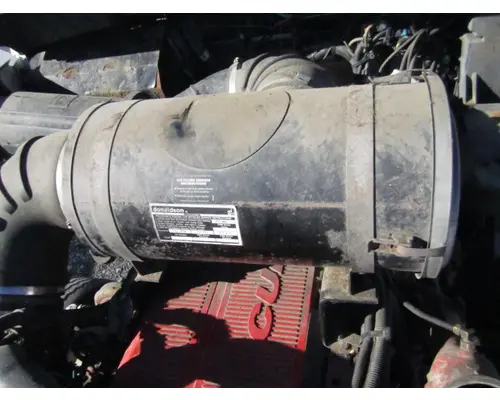 KENWORTH T600B AIR CLEANER