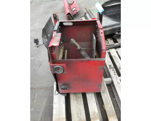 KENWORTH T600B BATTERY BOX