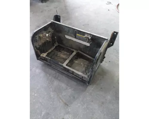 KENWORTH T600B BATTERY BOX