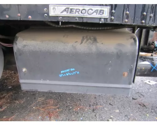 KENWORTH T600B BATTERY BOX