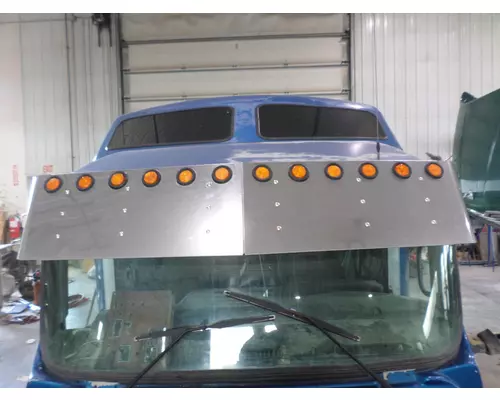 KENWORTH T600B CAB CLIP