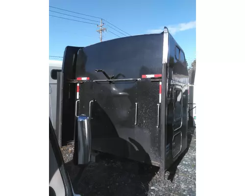 KENWORTH T600B CAB