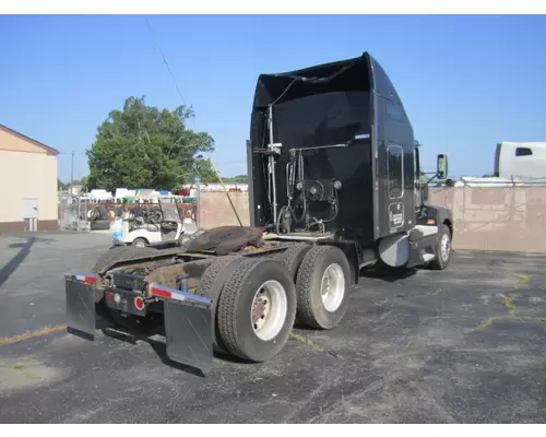KENWORTH T600B CAB
