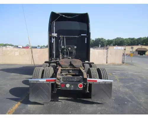 KENWORTH T600B CAB