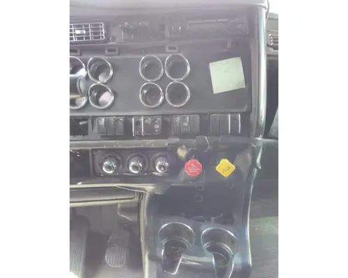 KENWORTH T600B CAB
