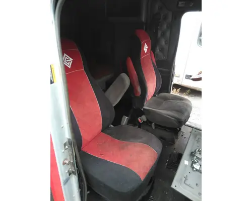 KENWORTH T600B CAB