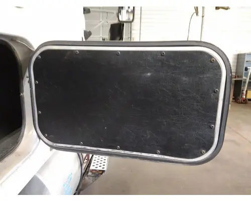 KENWORTH T600B DOOR, COMPARTMENT