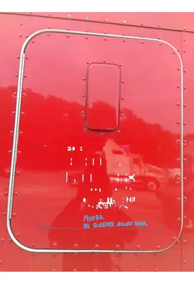 KENWORTH T600B DOOR, COMPARTMENT