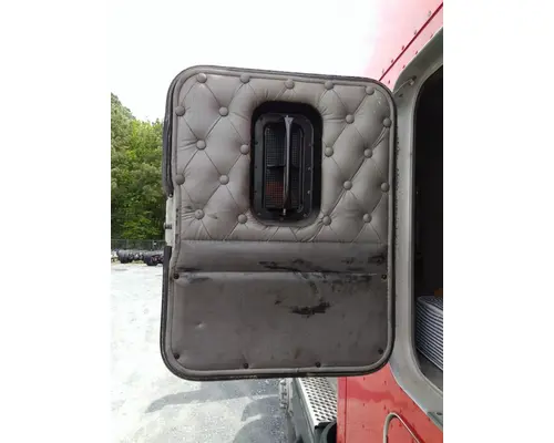 KENWORTH T600B DOOR, COMPARTMENT