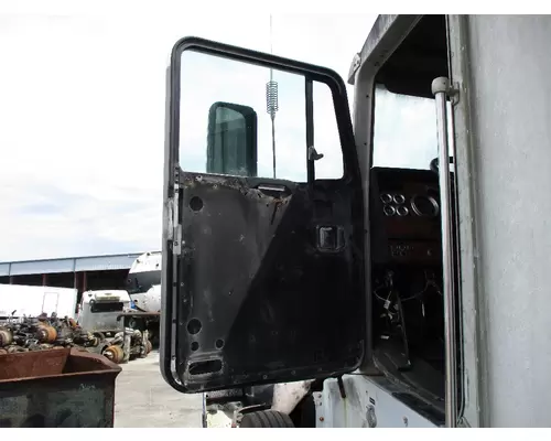 KENWORTH T600B DOOR ASSEMBLY, FRONT