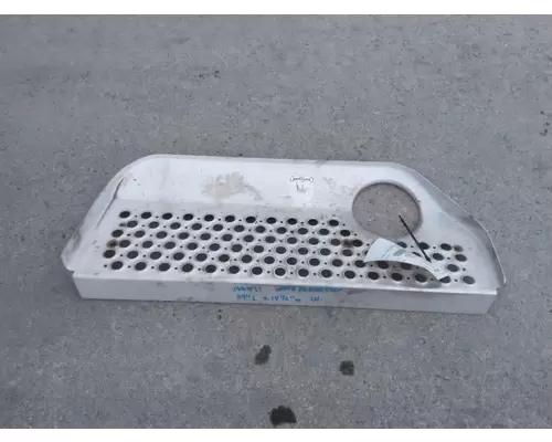 KENWORTH T600B FAIRING STEP