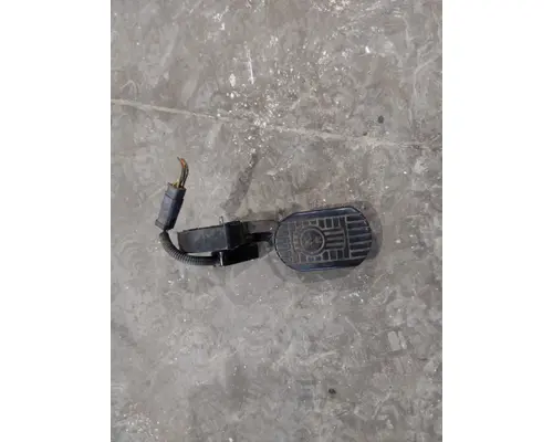 KENWORTH T600B FOOT PEDAL