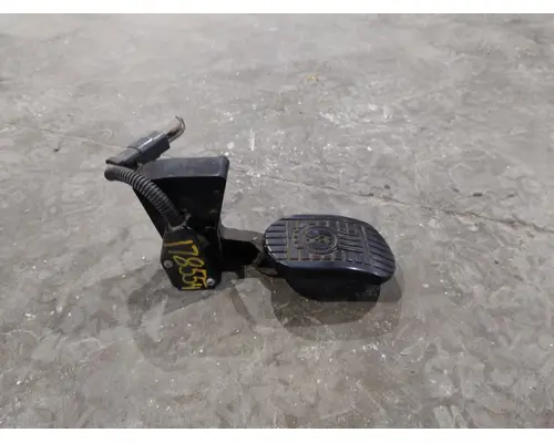 KENWORTH T600B FOOT PEDAL