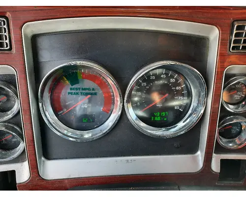 KENWORTH T600B GAUGE CLUSTER