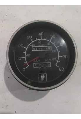 KENWORTH T600B GAUGE SPEEDOMETER