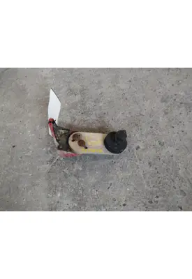 KENWORTH T600B HOOD BRACKET