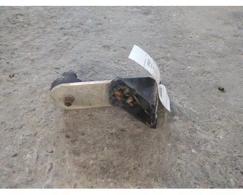 KENWORTH T600B HOOD BRACKET