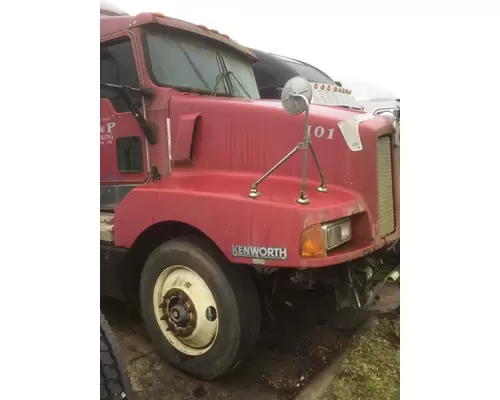 KENWORTH T600B HOOD