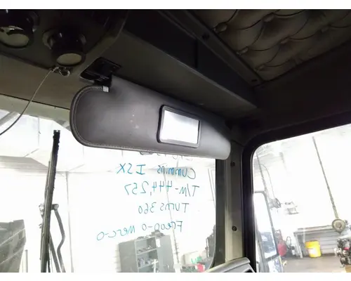 KENWORTH T600B INTERIOR SUN VISOR