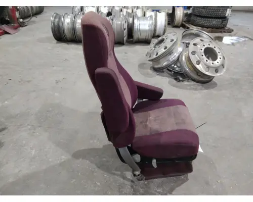 KENWORTH T600B SEAT, FRONT