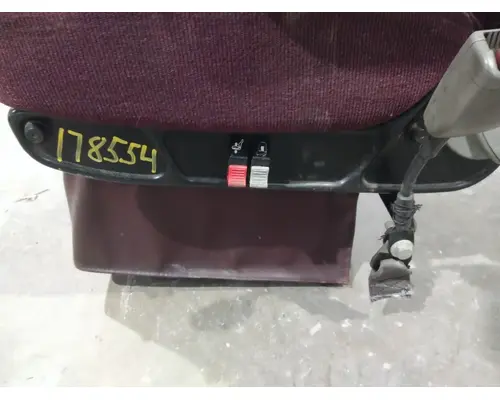 KENWORTH T600B SEAT, FRONT