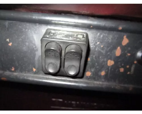 KENWORTH T600B SEAT, FRONT