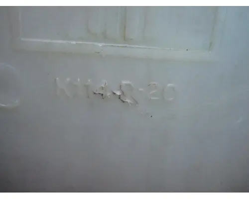 KENWORTH T600B WINDSHIELD WASHER RESERVOIR