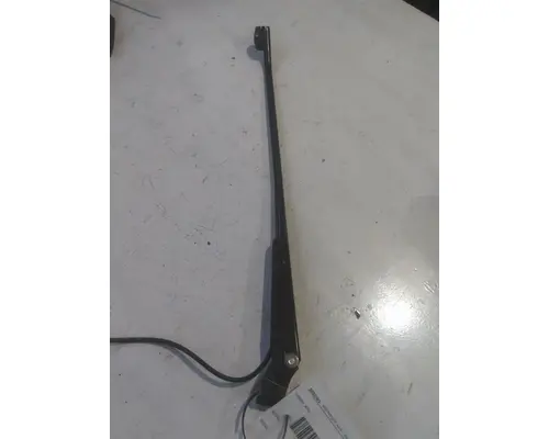 KENWORTH T600B WINDSHIELD WIPER ARM
