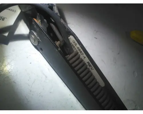 KENWORTH T600B WINDSHIELD WIPER ARM