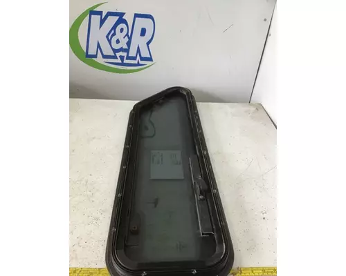 KENWORTH T600 Back Glass