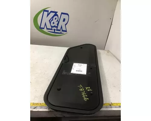 KENWORTH T600 Back Glass