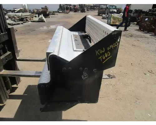 KENWORTH T600 Battery Box