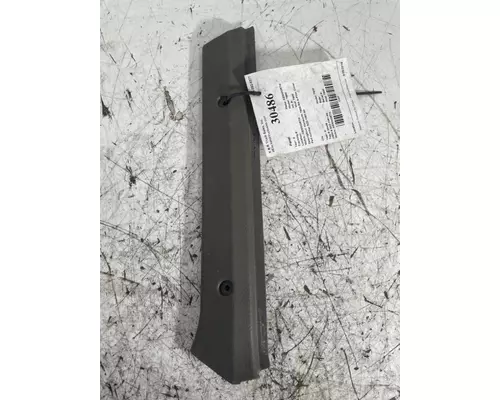 KENWORTH T600 Body Parts, Misc.
