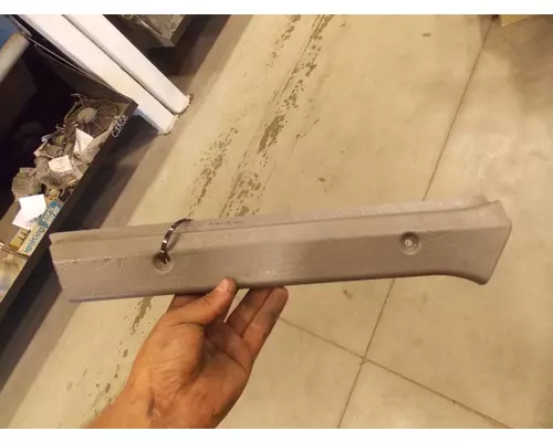 KENWORTH T600 Body Parts, Misc.
