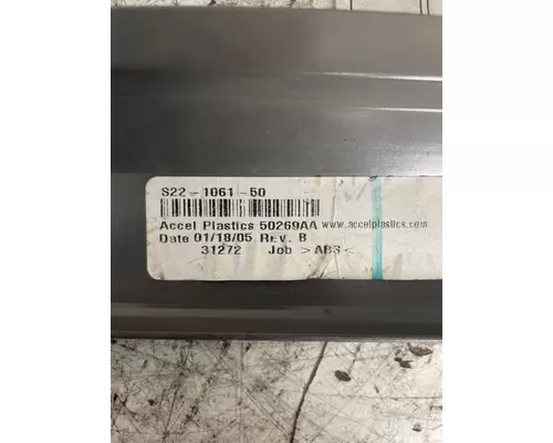 KENWORTH T600 Body Parts, Misc.