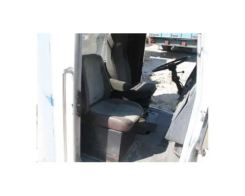 KENWORTH T600 Cab Clip