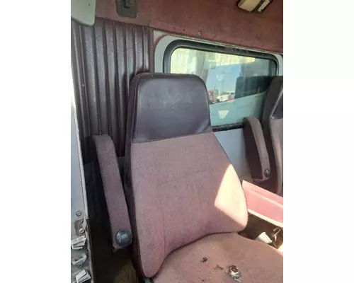 KENWORTH T600 Cab Mount