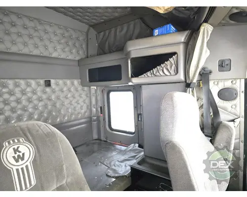 KENWORTH T600 Cab