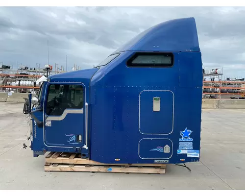 KENWORTH T600 Cab